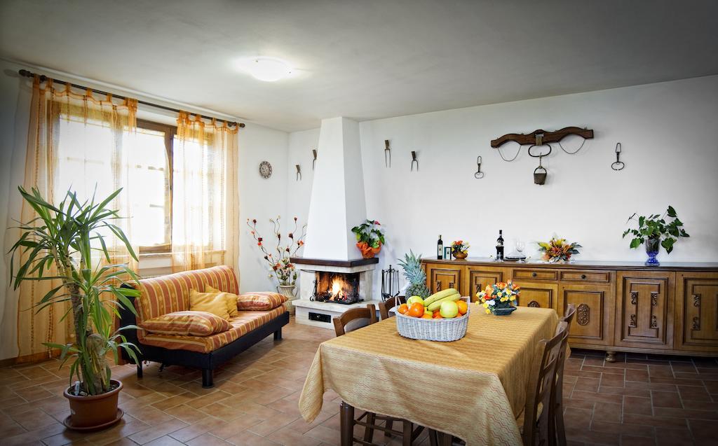 Agriturismo Pescaia มอนติปุลเชียโน ห้อง รูปภาพ