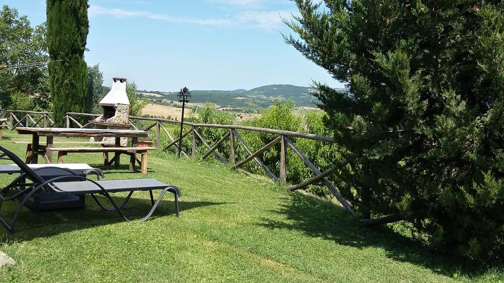 Agriturismo Pescaia มอนติปุลเชียโน ภายนอก รูปภาพ